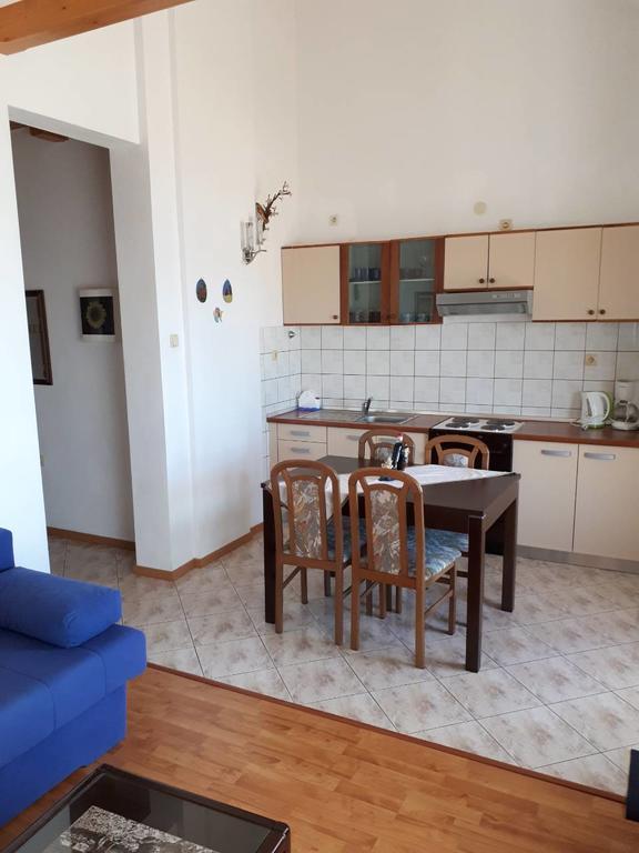 Apartment Dokic Crikvenica Bagian luar foto