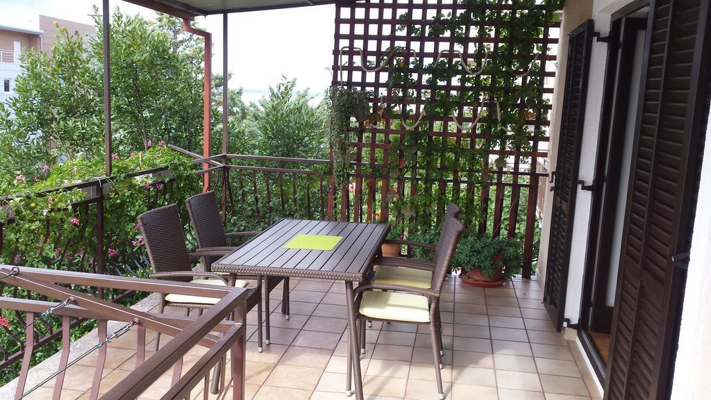 Apartment Dokic Crikvenica Bagian luar foto