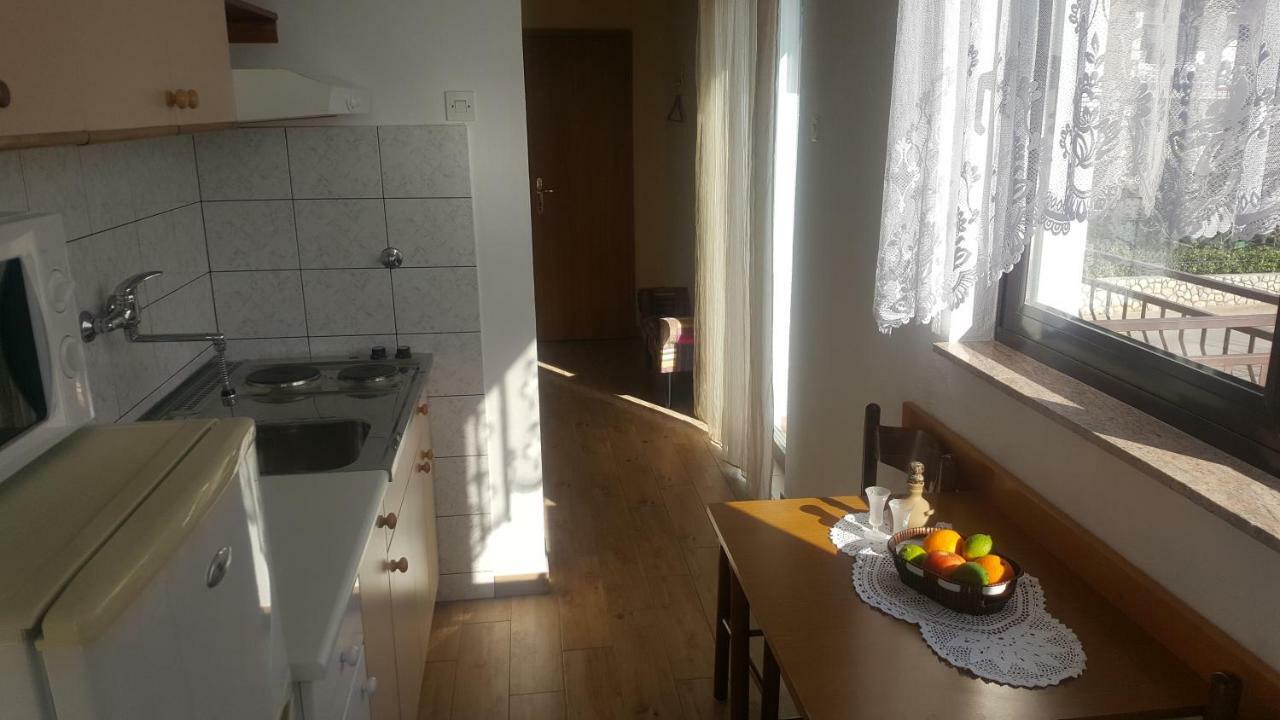 Apartment Dokic Crikvenica Bagian luar foto