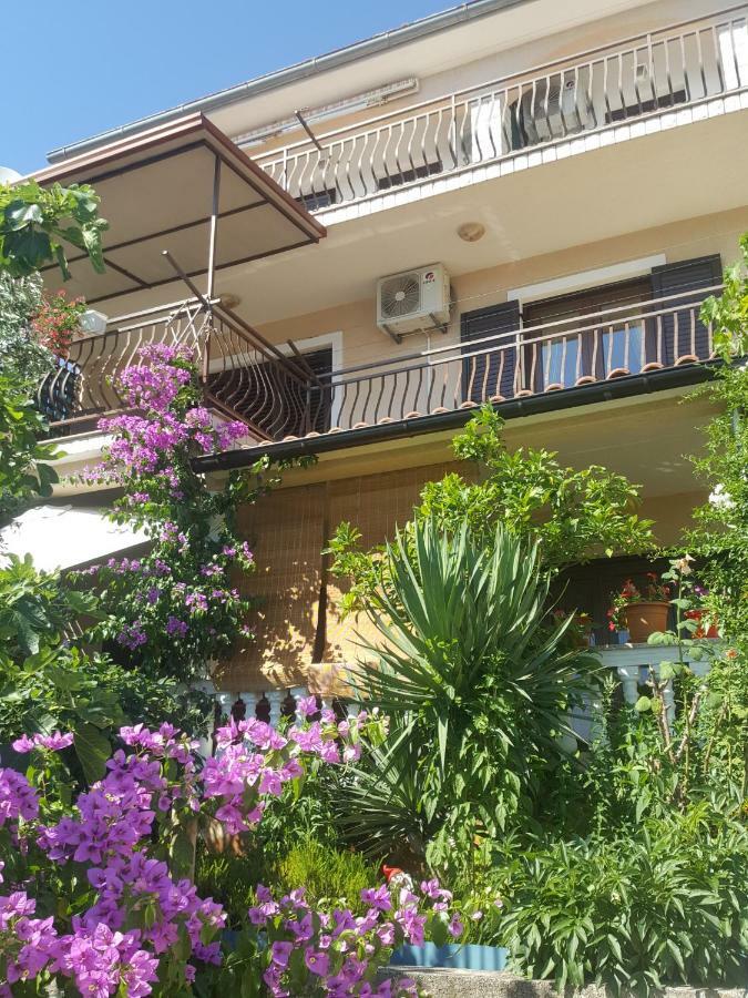 Apartment Dokic Crikvenica Bagian luar foto